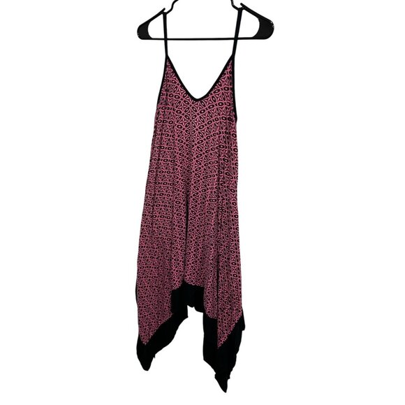 Pink & Black Geometric Patterned Loose-Fit Dress With Asymmetrical Hem - Picture 3 of 6
